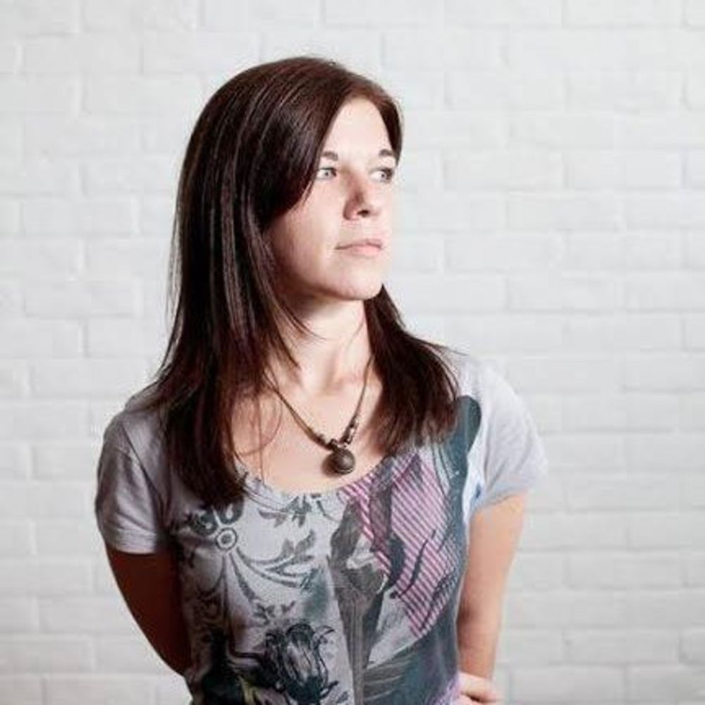 Meet your Posher, Angela